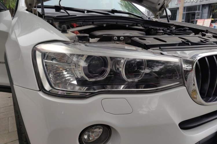 Used BMW X3 2016 sDrive20i Right Front Headlight