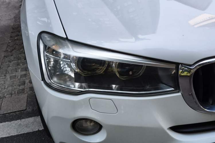 Used BMW X3 2016 sDrive20i Right Front Headlight