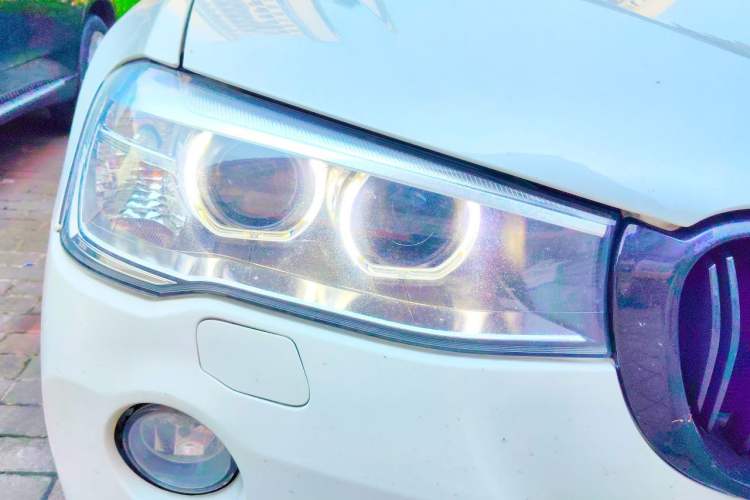 Used BMW X3 2016 sDrive20i Right Front Headlight