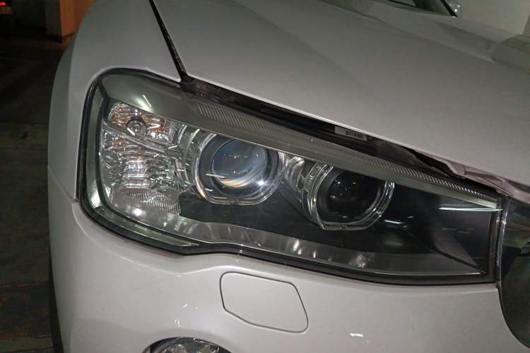 Used BMW X3 2016 sDrive20i Right Front Headlight