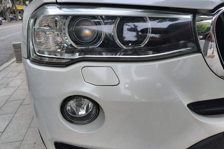 Used BMW X3 2016 sDrive20i Right Front Headlight
