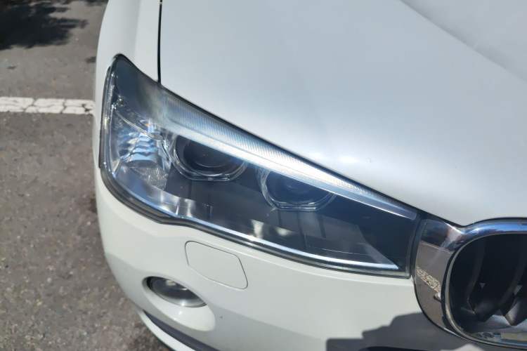 Used BMW X3 2016 sDrive20i Right Front Headlight