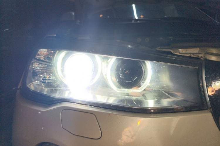 Used BMW X3 2016 sDrive20i Right Front Headlight