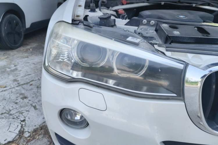 Used BMW X3 2016 sDrive20i Right Front Headlight
