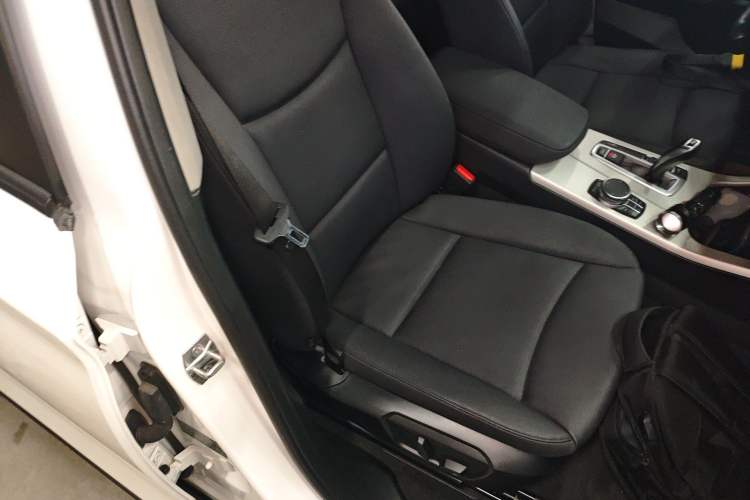 Used BMW X3 2016 sDrive20i Right Front Seat