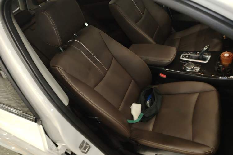 Used BMW X3 2016 xDrive20i M Sport Edition Right Front Seat