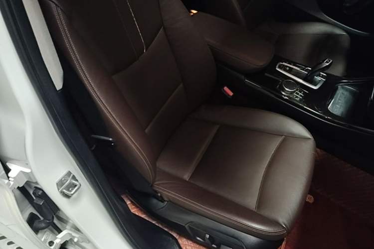 Used BMW X3 2016 xDrive20i M Sport Edition Right Front Seat