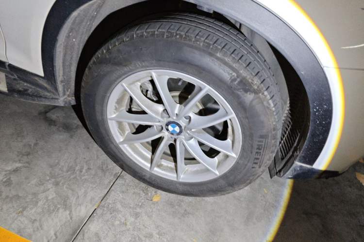 Used BMW X3 2016 sDrive20i Right Front Wheel Hub