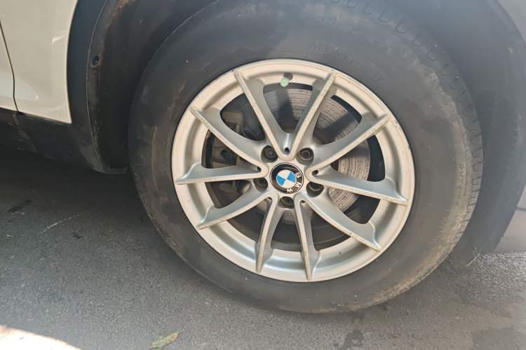 Used BMW X3 2016 sDrive20i Right Front Wheel Hub