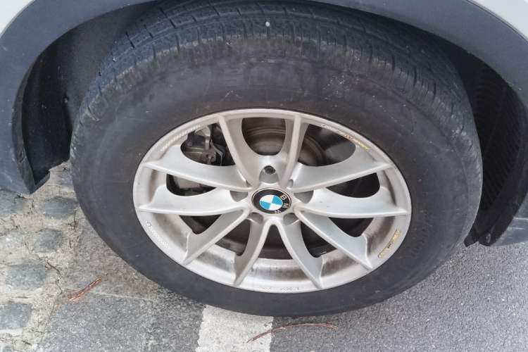 Used BMW X3 2016 sDrive20i Right Front Wheel Hub