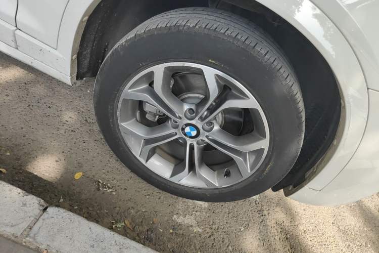 Used BMW X3 2016 xDrive20i M Sport Edition Right Front Wheel Hub