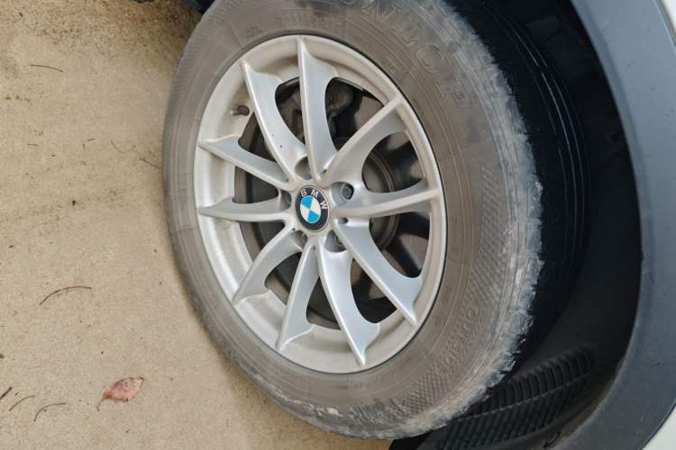 Used BMW X3 2016 sDrive20i Right Front Wheel Hub