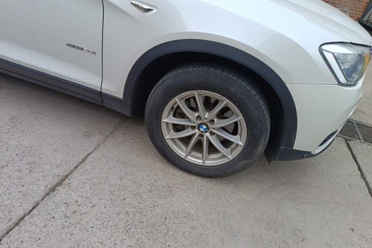 Used BMW X3 2016 sDrive20i Right Front Wheel Hub