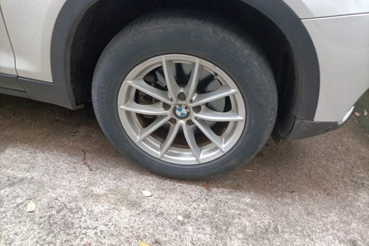 Used BMW X3 2016 sDrive20i Right Front Wheel Hub