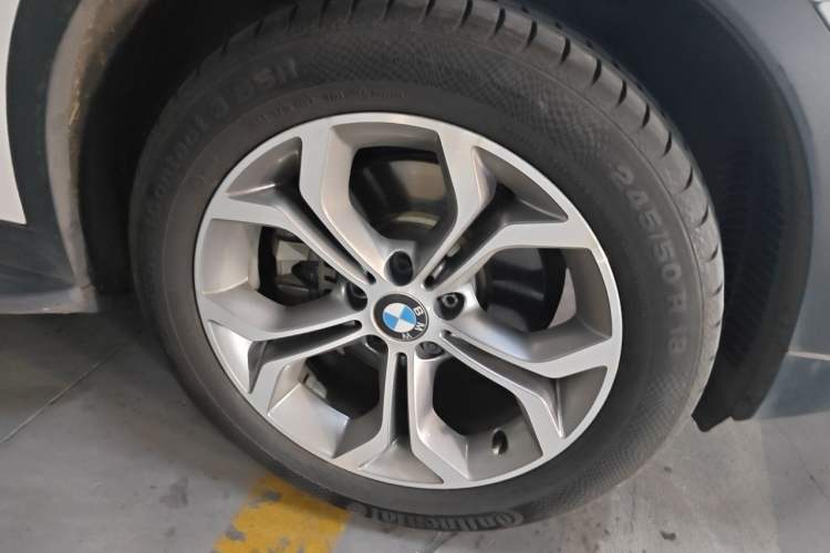 Used BMW X3 2016 xDrive20i M Sport Edition Right Front Wheel Hub