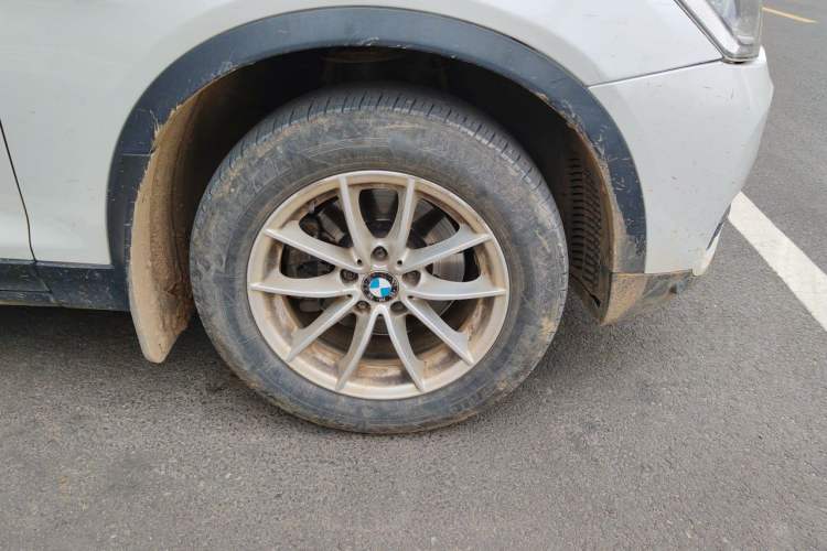 Used BMW X3 2016 sDrive20i Right Front Wheel Hub