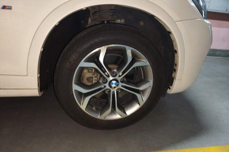 Used BMW X3 2016 xDrive20i M Sport Edition Right Front Wheel Hub