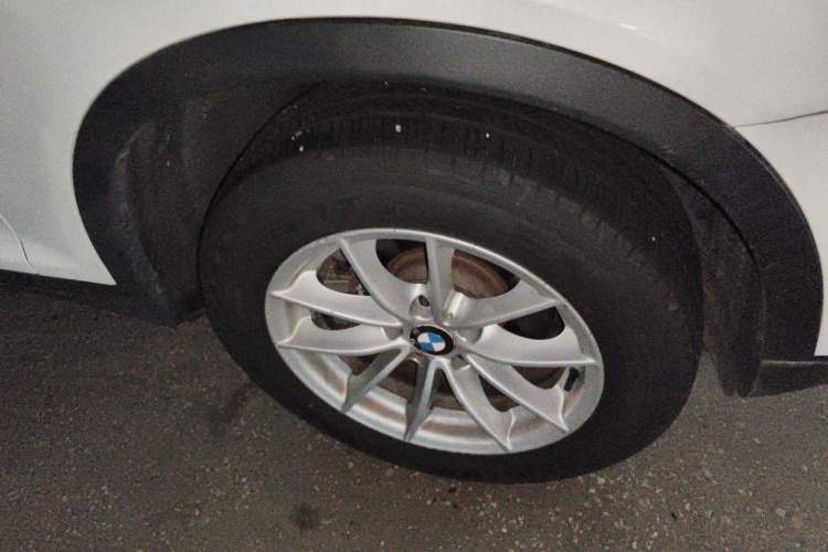 Used BMW X3 2016 sDrive20i Right Front Wheel Hub