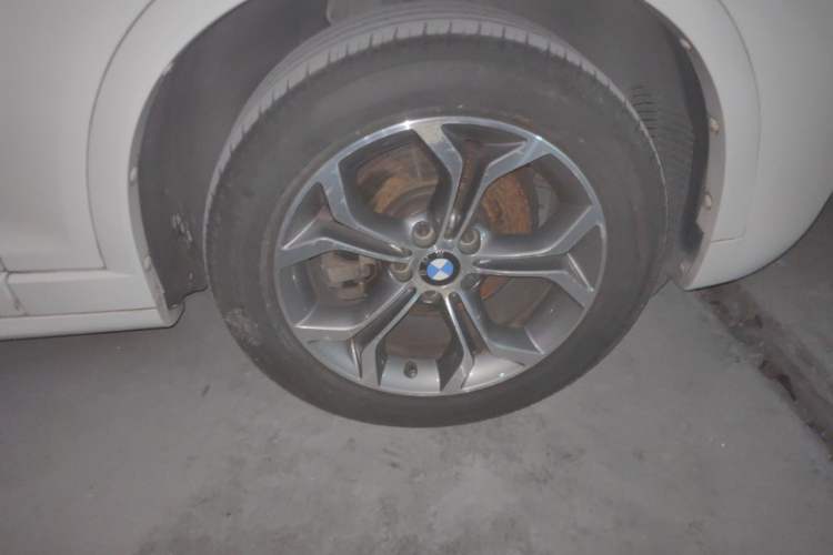 Used BMW X3 2016 xDrive20i M Sport Edition Right Front Wheel Hub