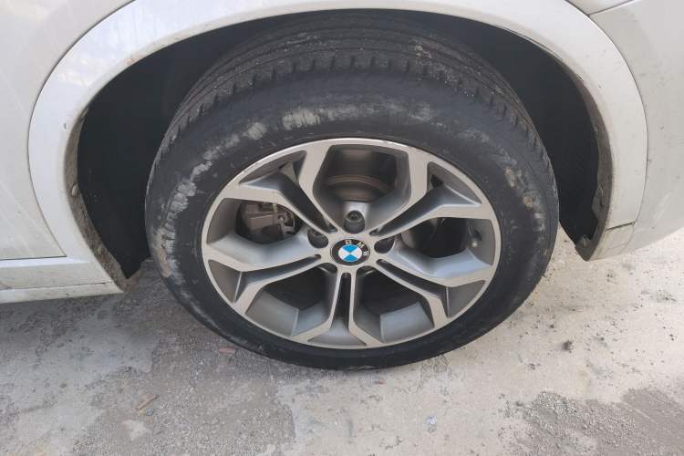 Used BMW X3 2016 xDrive20i M Sport Edition Right Front Wheel Hub