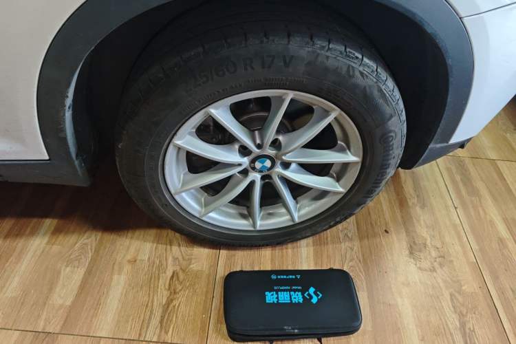 Used BMW X3 2016 sDrive20i Right Front Wheel Hub