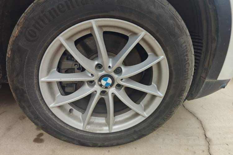 Used BMW X3 2016 sDrive20i Right Front Wheel Hub