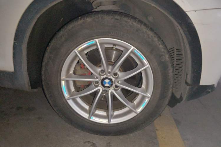 Used BMW X3 2016 sDrive20i Right Front Wheel Hub