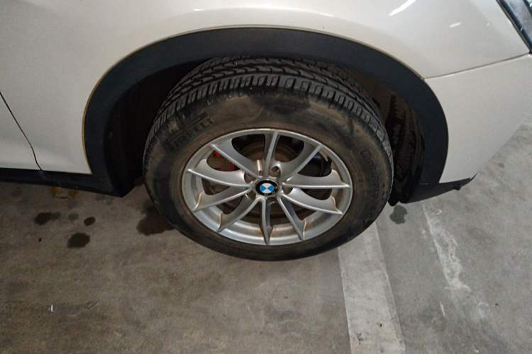 Used BMW X3 2016 sDrive20i Right Front Wheel Hub