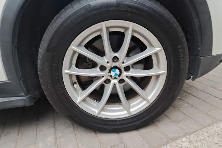 Used BMW X3 2016 sDrive20i Right Front Wheel Hub