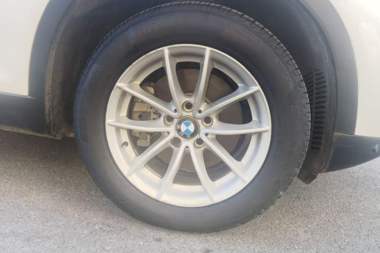 Used BMW X3 2016 sDrive20i Right Front Wheel Hub