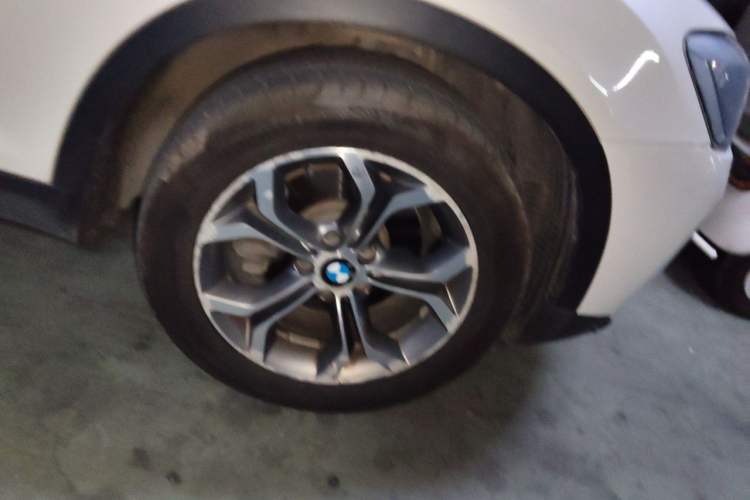 Used BMW X3 2016 xDrive20i M Sport Edition Right Front Wheel Hub