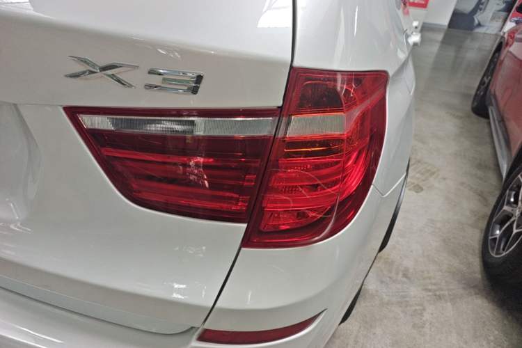 Used BMW X3 2016 sDrive20i Right Rear Taillight