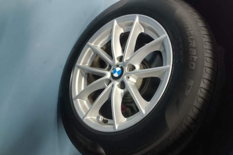 Used BMW X3 2016 sDrive20i Right Rear Wheel Hub