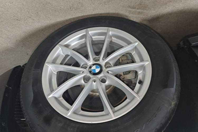 Used BMW X3 2016 sDrive20i Right Rear Wheel Hub