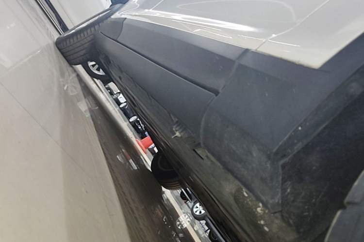 Used BMW X3 2016 sDrive20i Right Side Sill