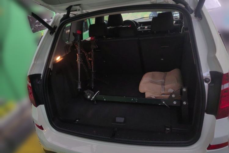 Used BMW X3 2016 sDrive20i Trunk