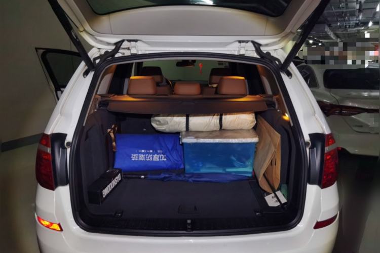 Used BMW X3  Trunk