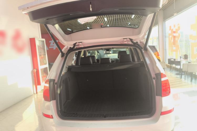 Used BMW X3 2016 sDrive20i Trunk