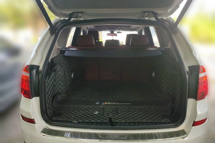 Used BMW X3 2016 sDrive20i Trunk
