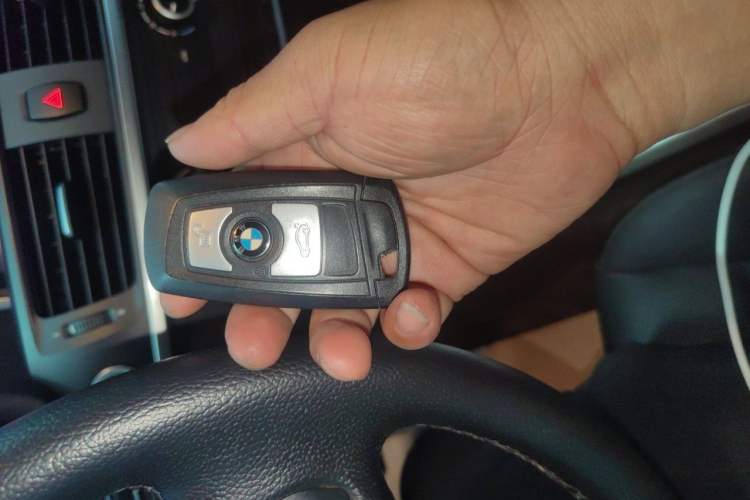 Used BMW X3 2016 sDrive20i Vehicle Key