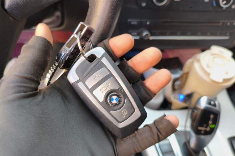 Used BMW X3 2016 sDrive20i Vehicle Key