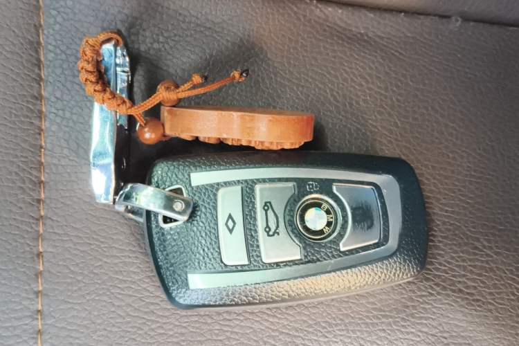 Used BMW X3 2016 sDrive20i Vehicle Key