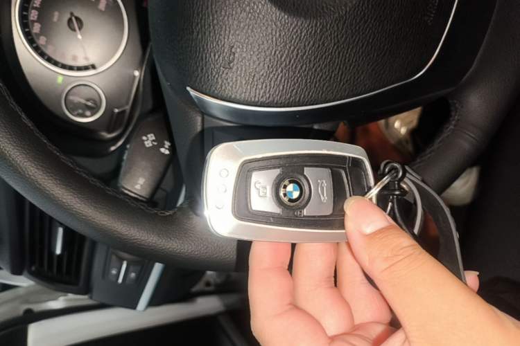Used BMW X3 2016 sDrive20i Vehicle Key