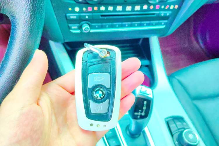 Used BMW X3 2016 sDrive20i Vehicle Key