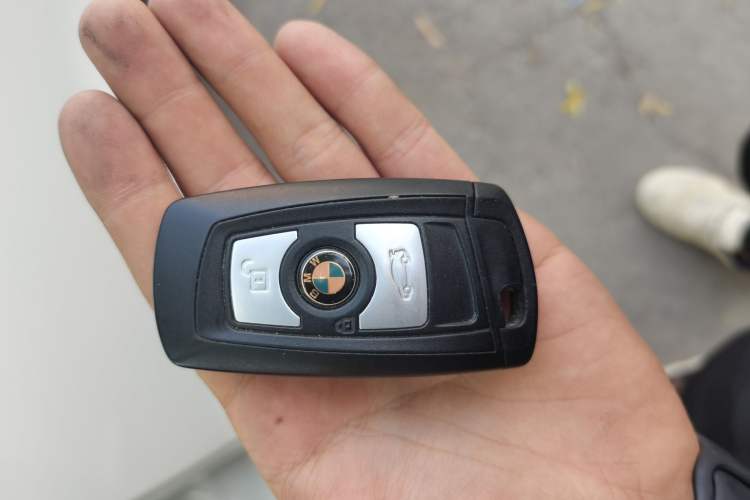 Used BMW X3 2016 sDrive20i Vehicle Key