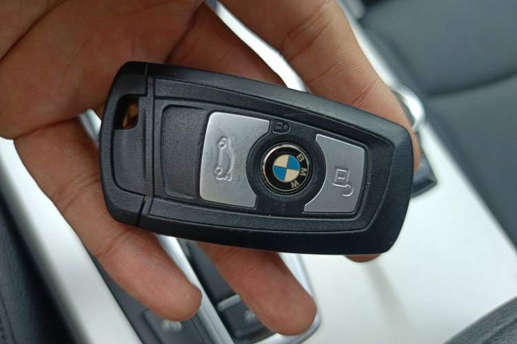 Used BMW X3 2016 sDrive20i Vehicle Key