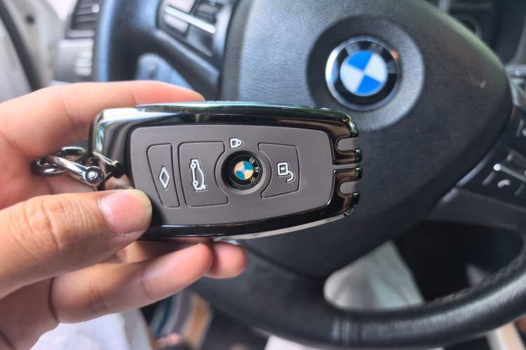 Used BMW X3 2016 sDrive20i Vehicle Key
