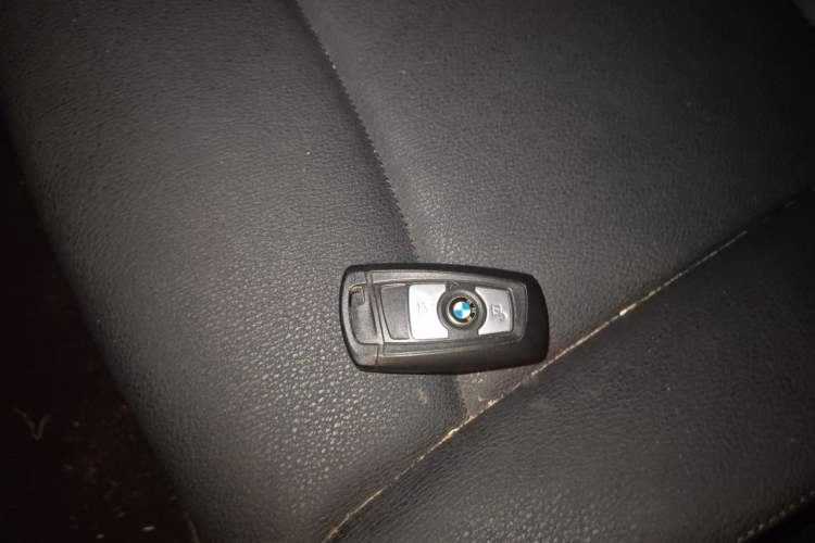 Used BMW X3 2016 sDrive20i Vehicle Key