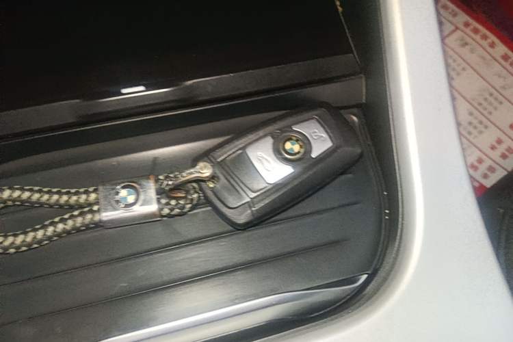 Used BMW X3 2016 sDrive20i Vehicle Key
