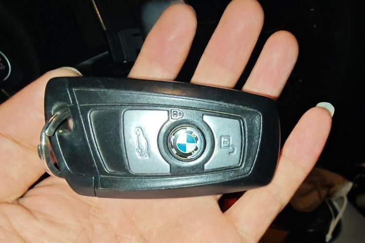 Used BMW X3 2016 sDrive20i Vehicle Key